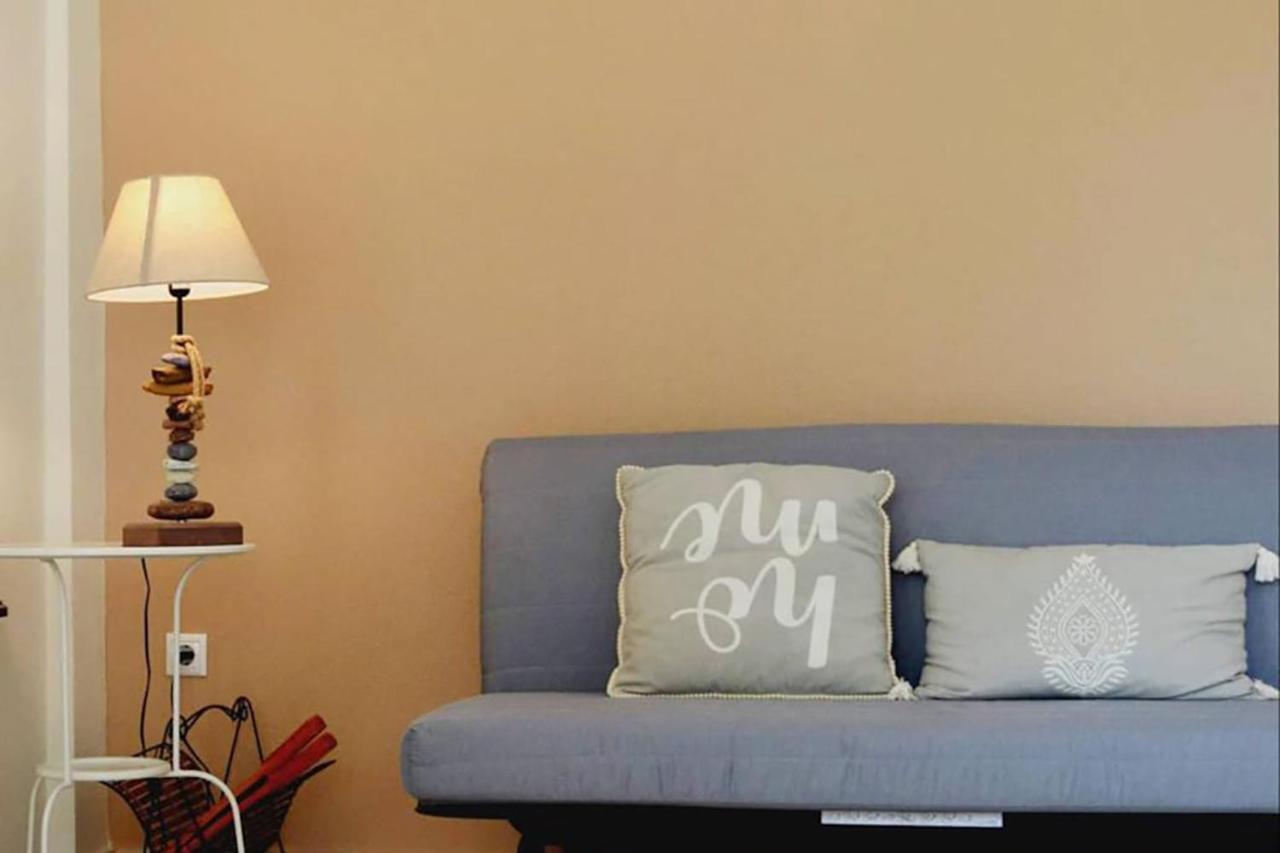 Lemon Beach Front Apartment, Nikiti Ngoại thất bức ảnh