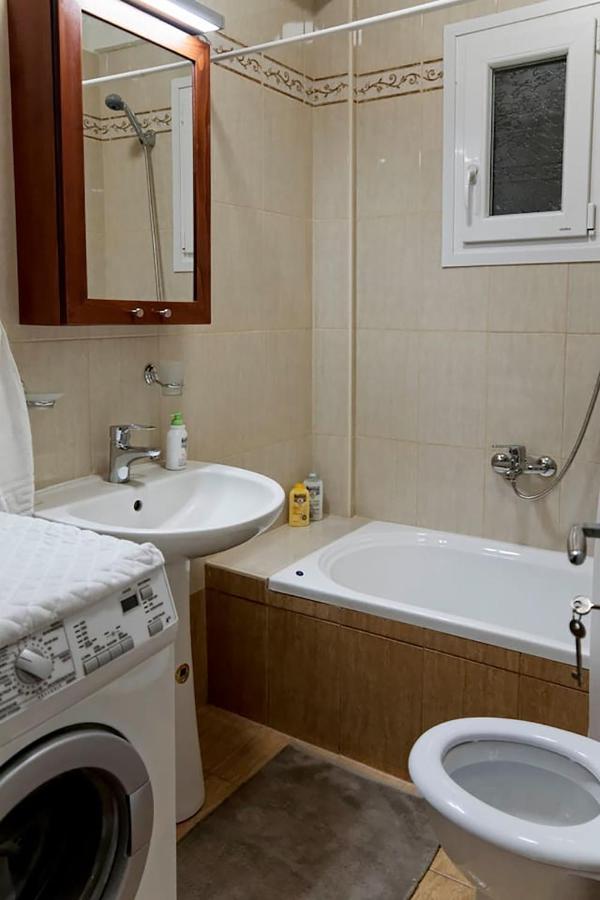 Lemon Beach Front Apartment, Nikiti Ngoại thất bức ảnh